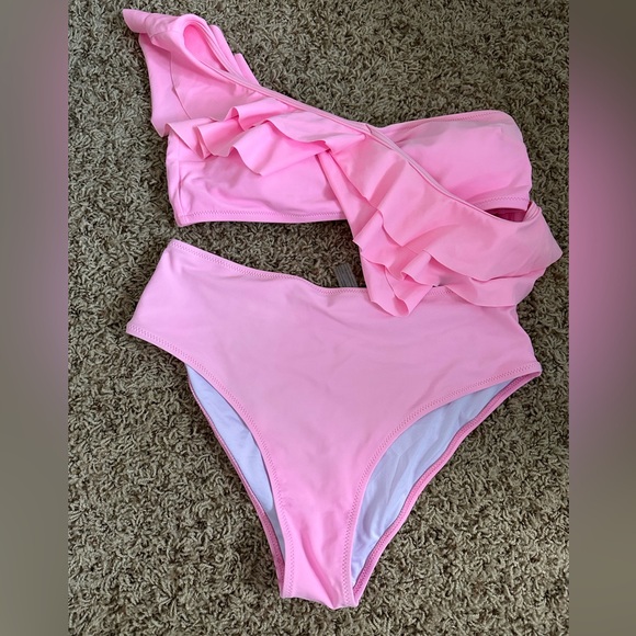 One shoulder ruffle bikini - size M - Picture 2 of 2